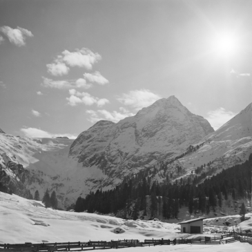 Lüsenser Fernekogl (3299 m) über dem Lüsenser Tal im Sellrain