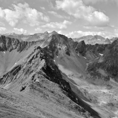 Südliche Gipfel vom Mitterzaigerkopf im Sellrain (Tirol) - 06.07.2022